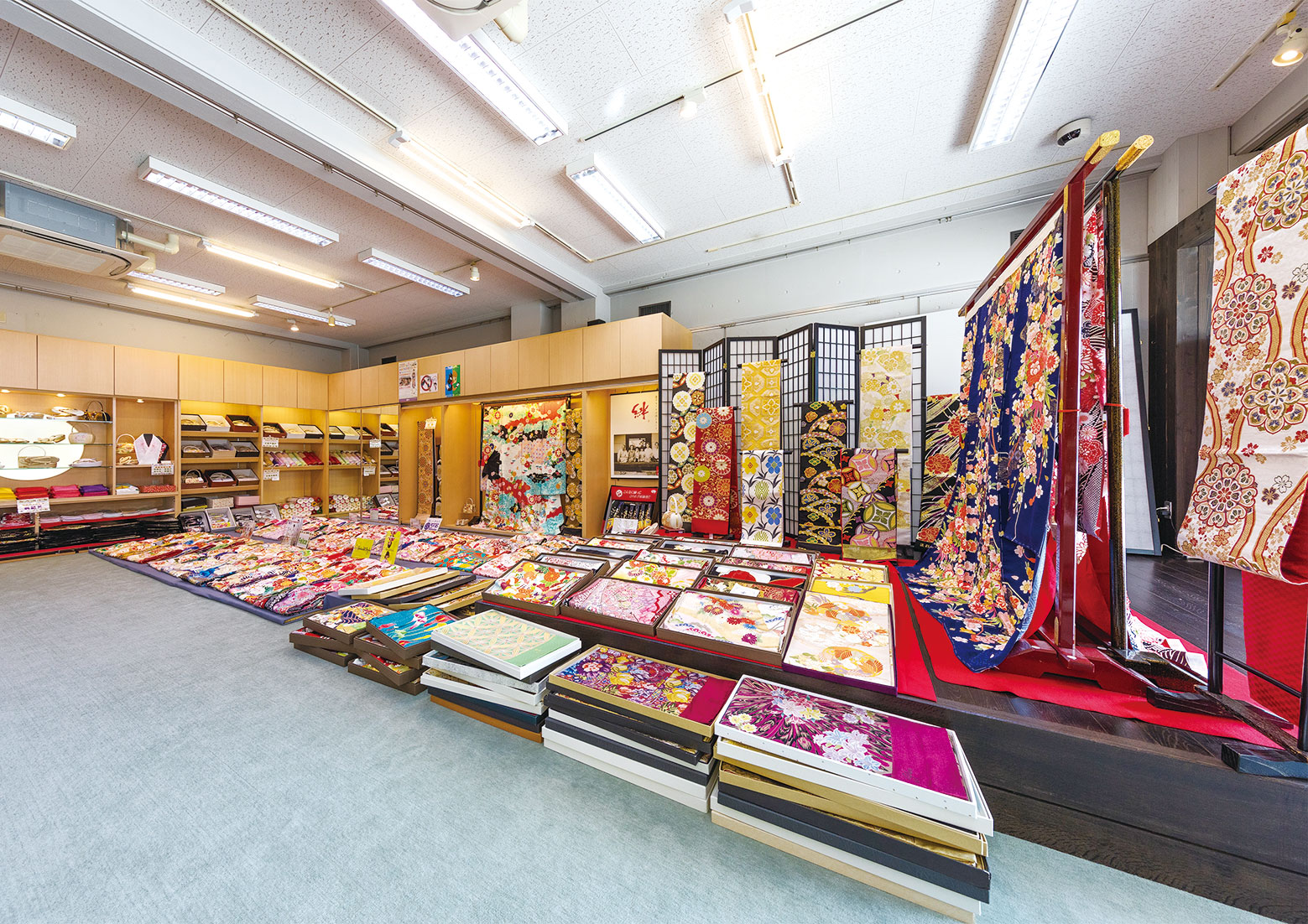 ☆女性が活躍している職場です☆
きものスタイリスト募集!イメージ